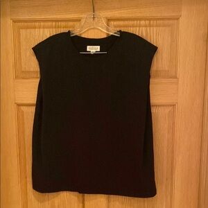 Velvet by Graham and Spencer  Black Sleeveless Top-worn once